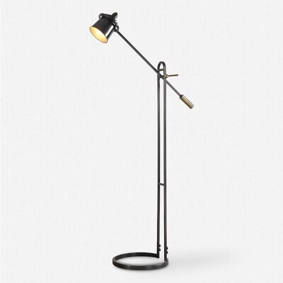 Chisum Floor Lamp UM