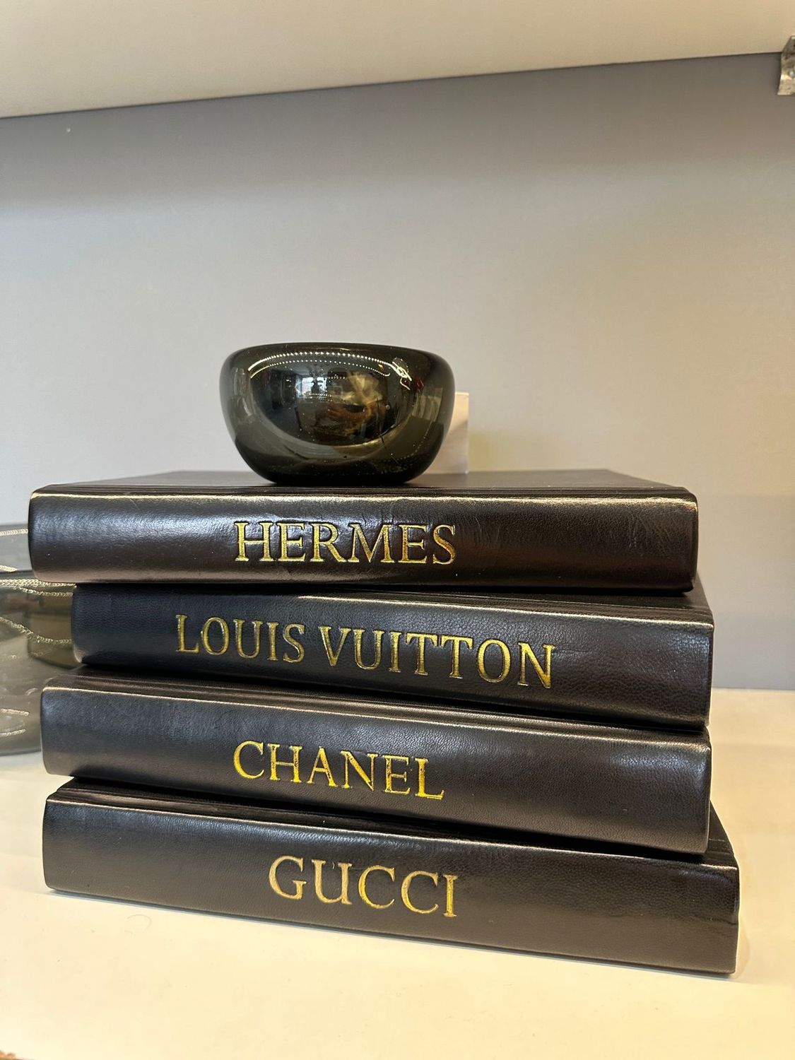 DECORATIVE BOOKS BLACK BRANDS