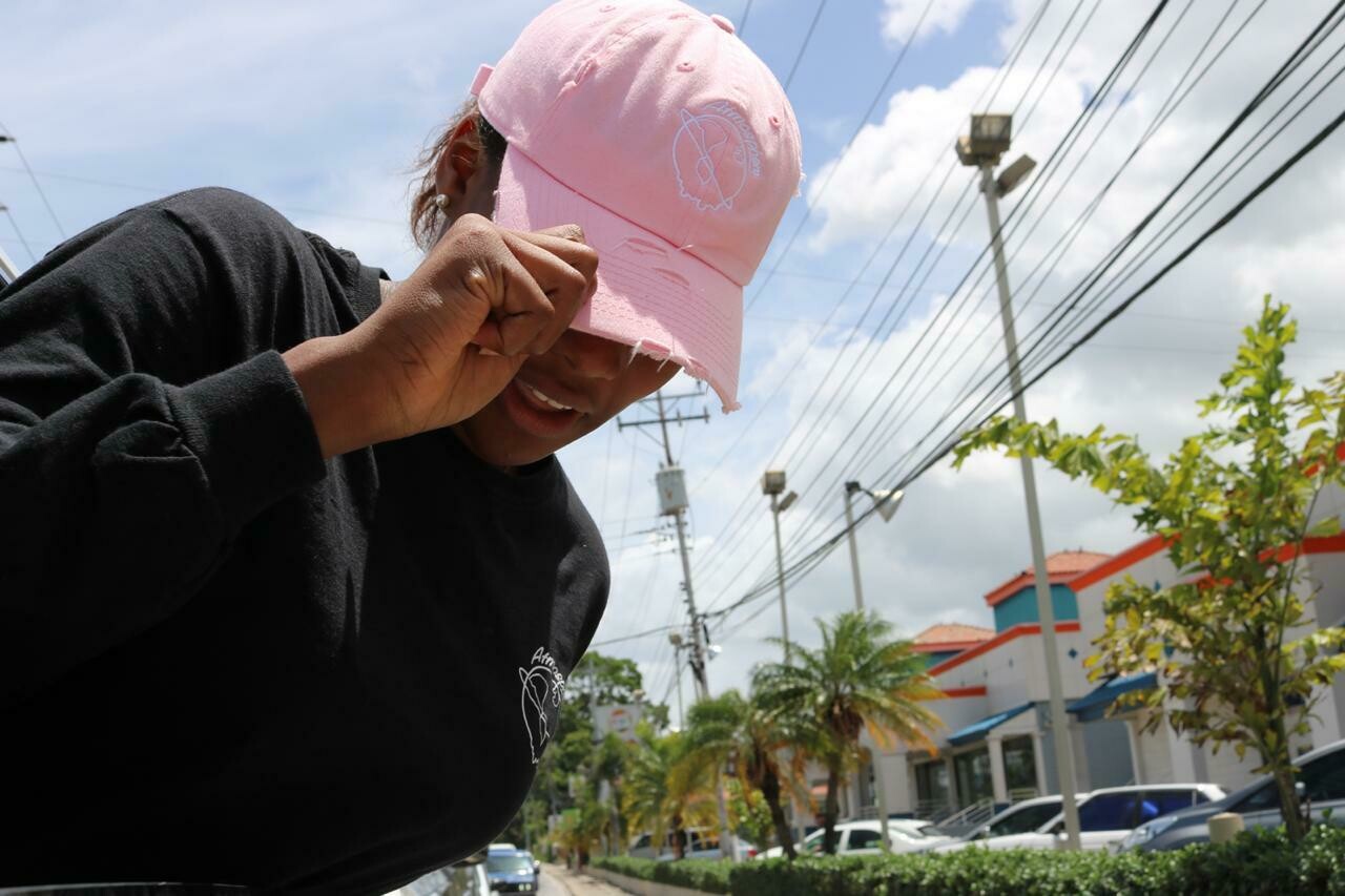 DISTRESSED HAT - PINK