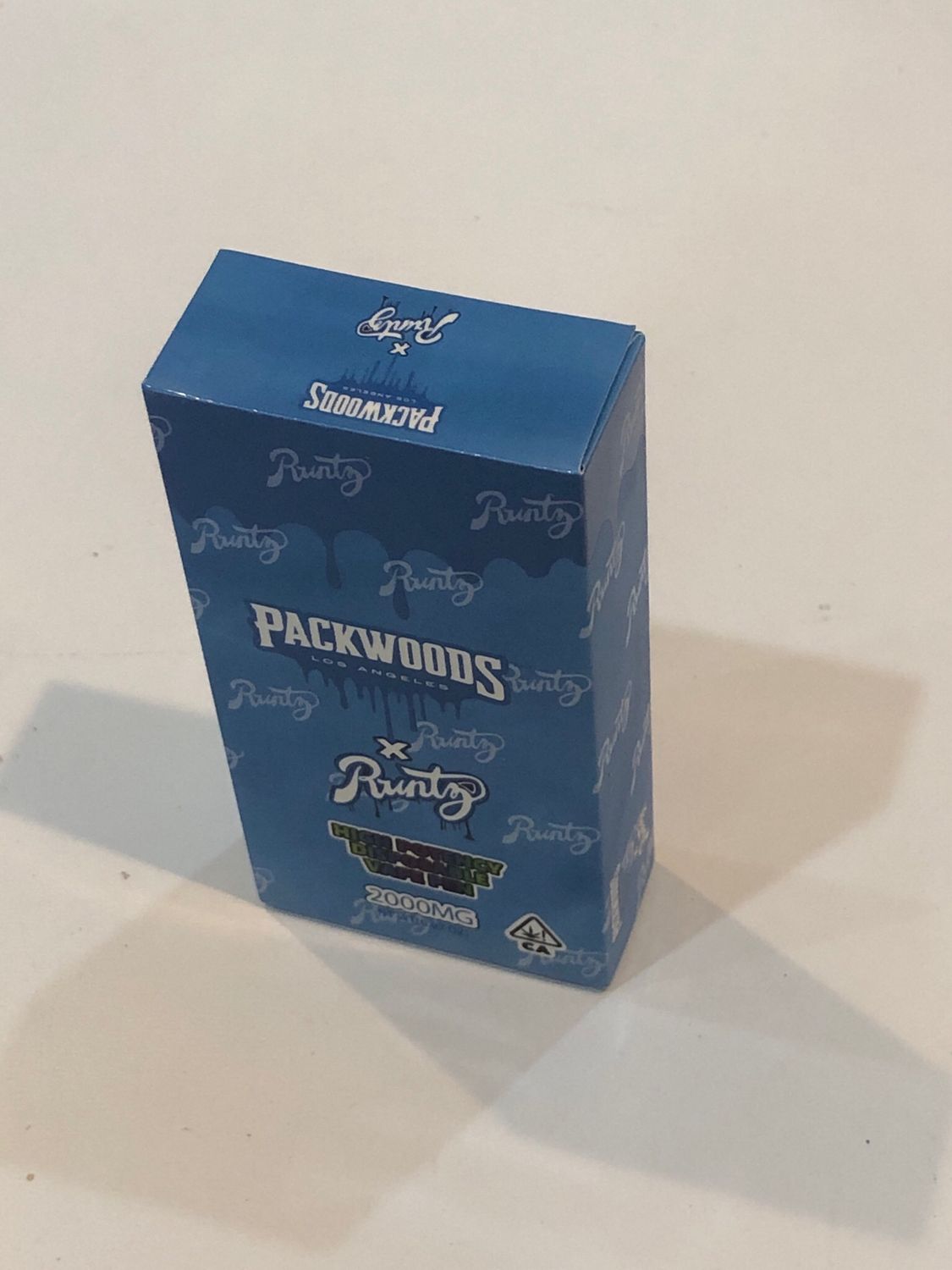 Packwoods &amp; Runts Cookies N Cream 2g Disposable Rechargeable High Potency Vape Pen