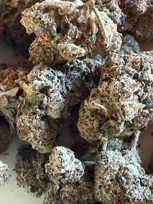 Runts High Quality Flower 28g / 1oz
