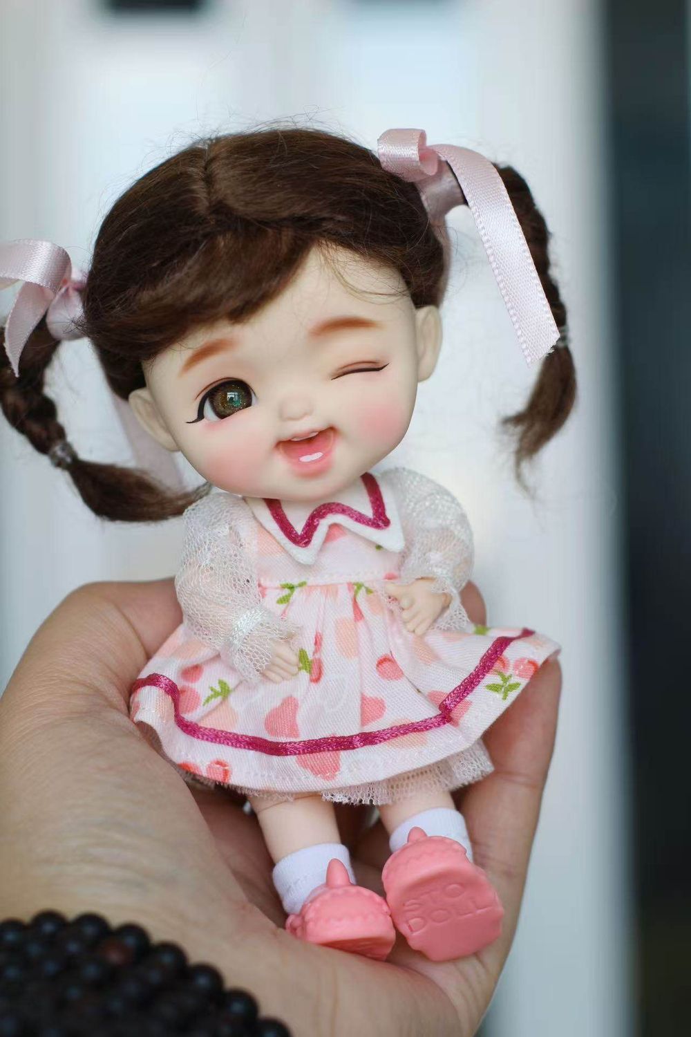 Winky doll S white 眨眼白肌S号 10% OFF