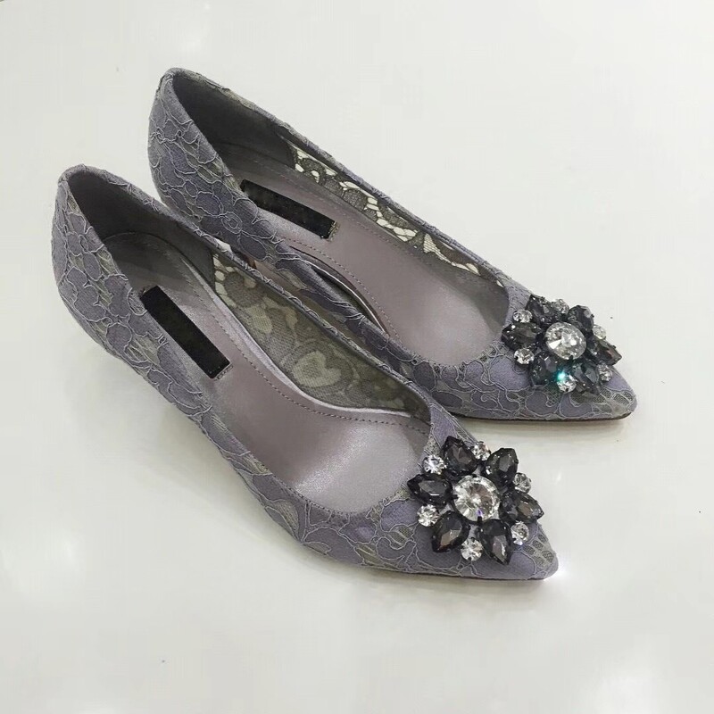 Medium Heel