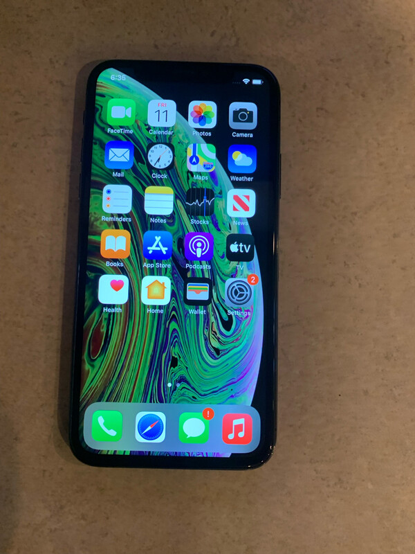 Unlocked iPhone XS, 64 Gig