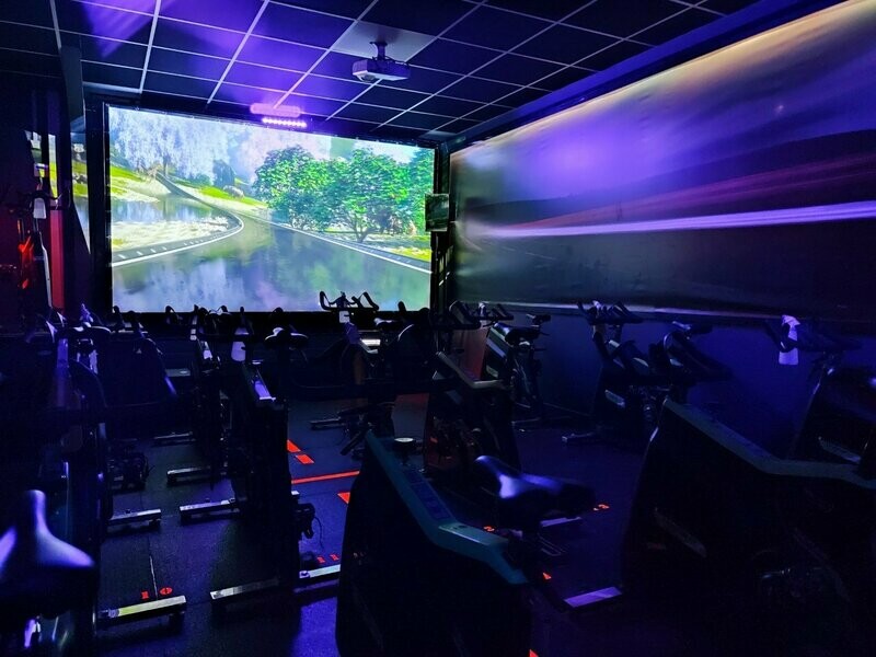 LES MILLS VIRTUAL BIKE