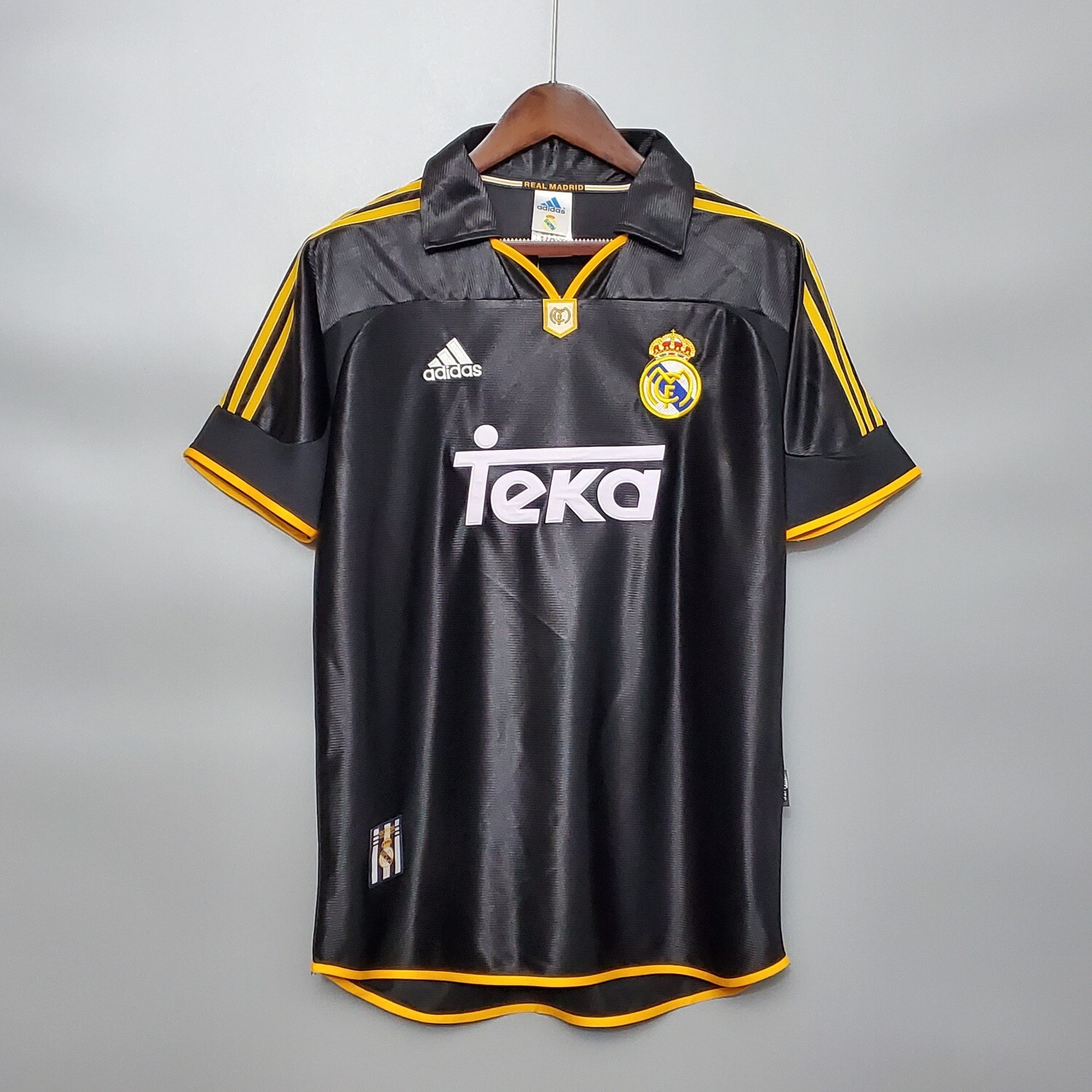 Real Madrid Away 1998-99 Retro Jersey [PREPAID ONLY]
