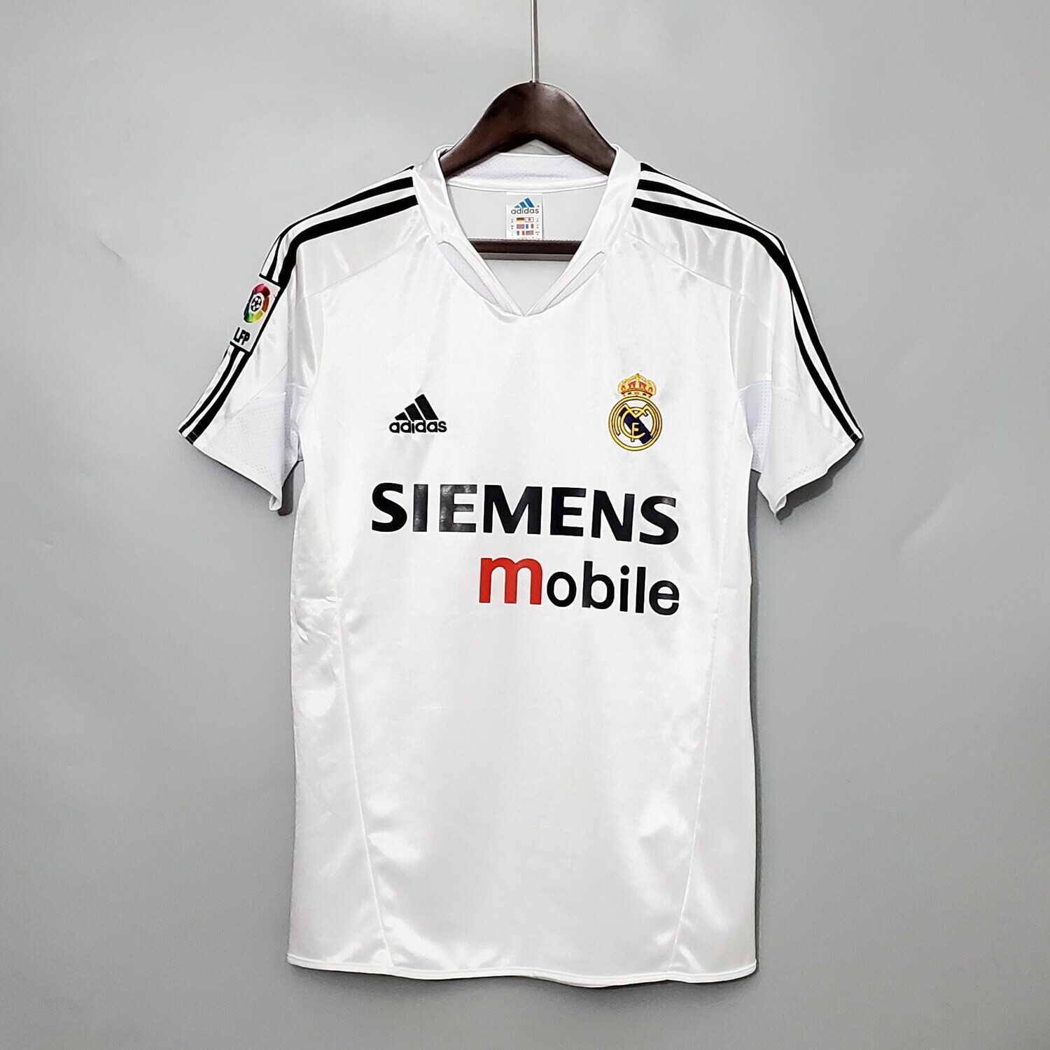 Real Madrid Home 2004-05 Retro Jersey [PREPAID ONLY]