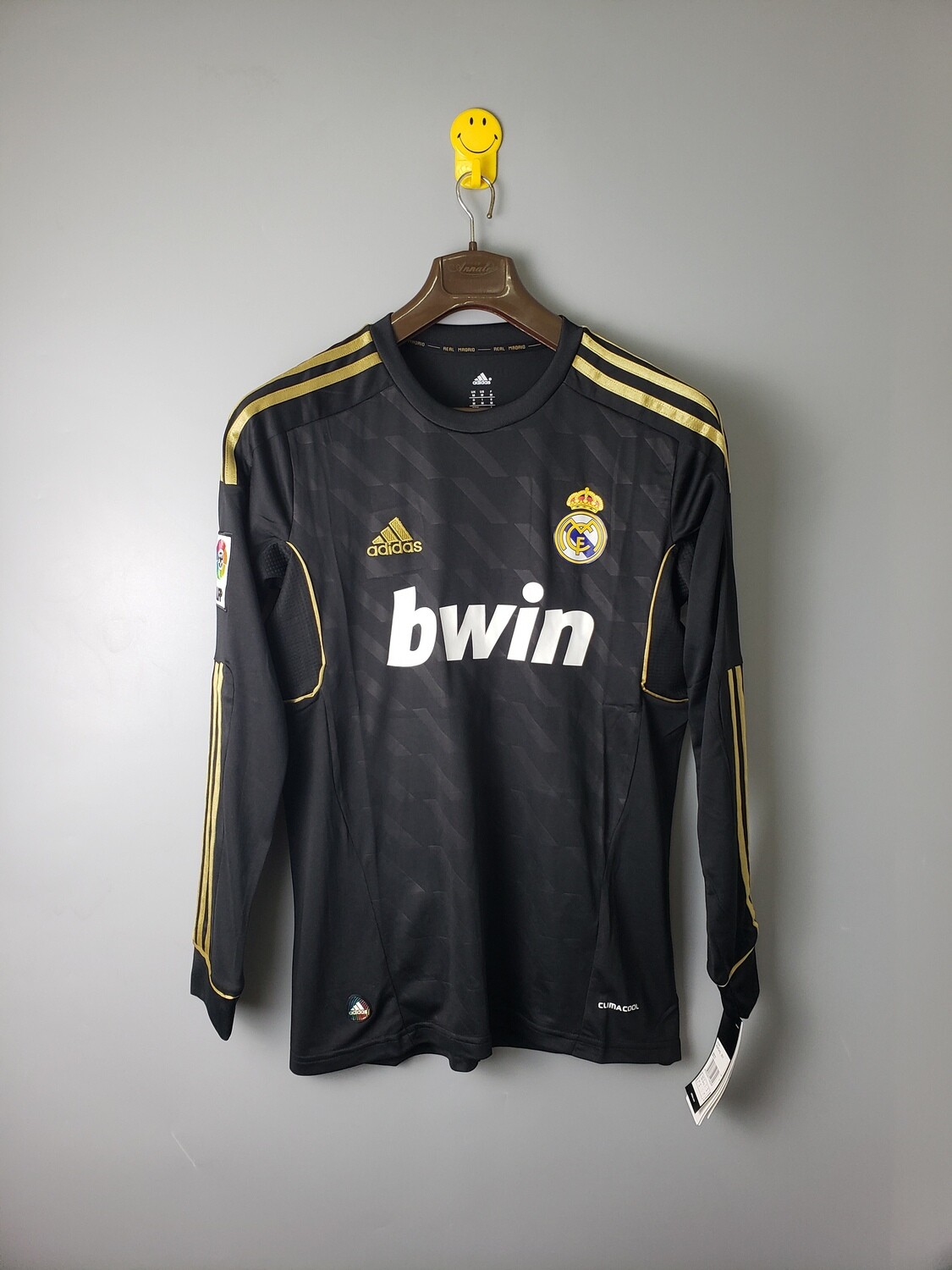 Real Madrid Away 2011-12 Full Sleeves Retro Jersey [PREPAID ONLY]