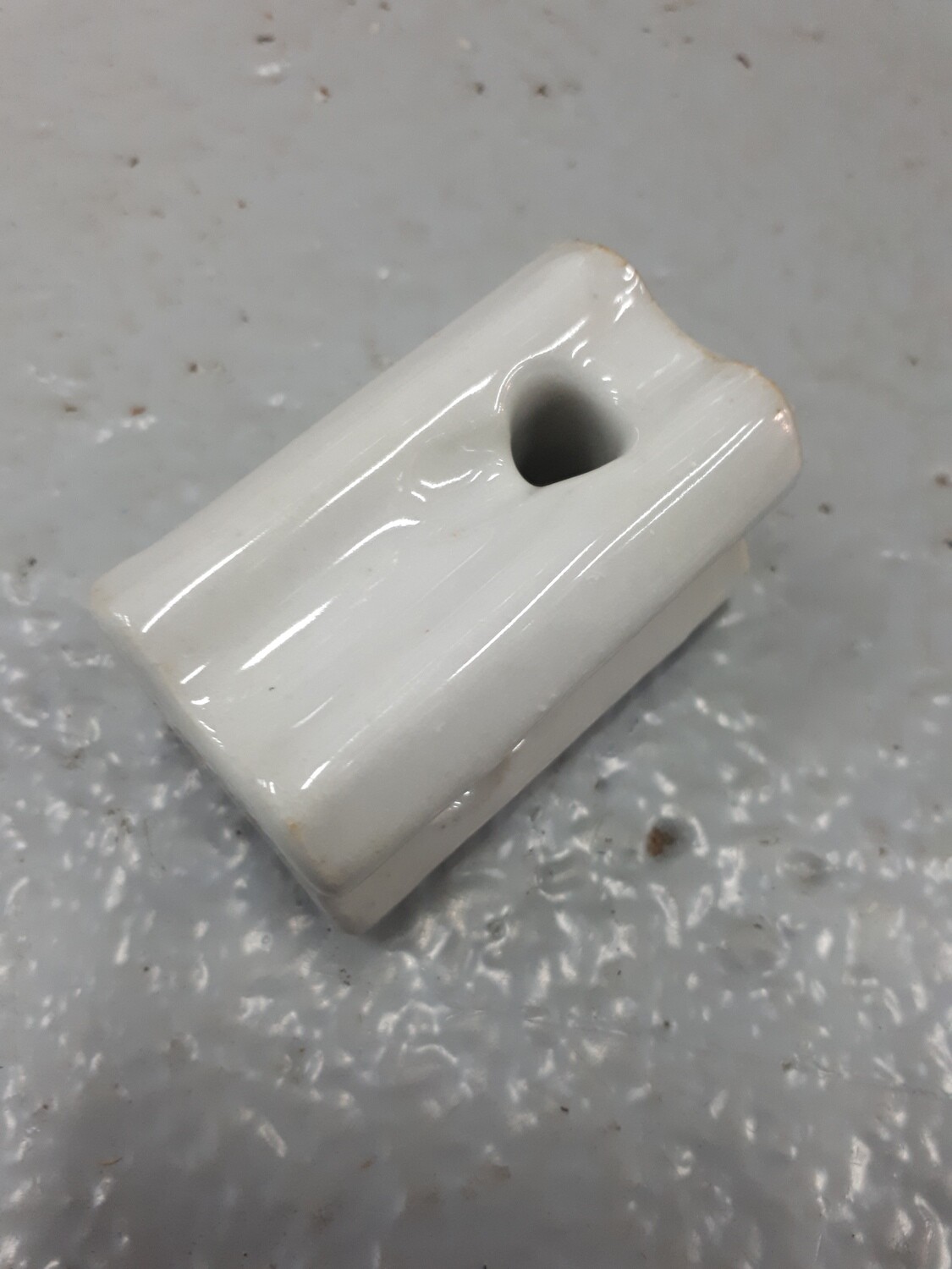 Insulator Thunderbird Porcelain End Insulator No. 25