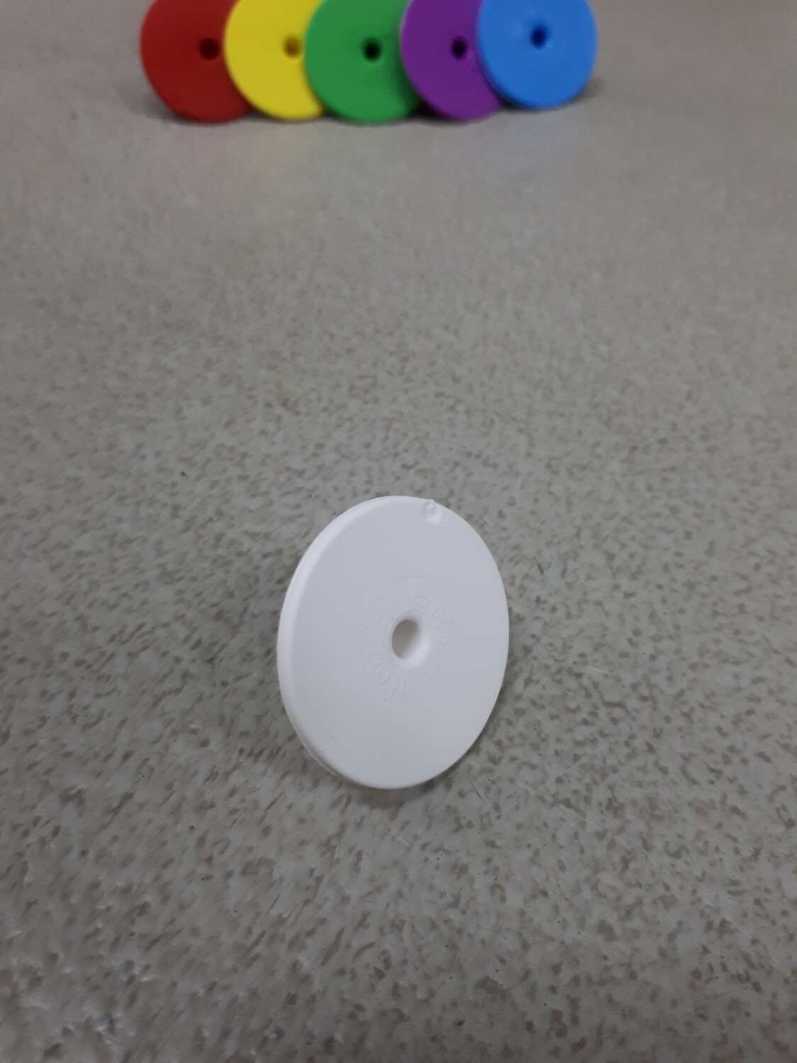 Lazatag Button Male White (01WLZ)