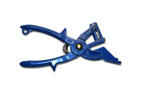 Leader sheep tag applicator