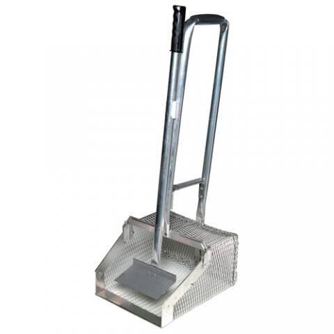 MANURE SCOOP w/SHORT SCRAPER
