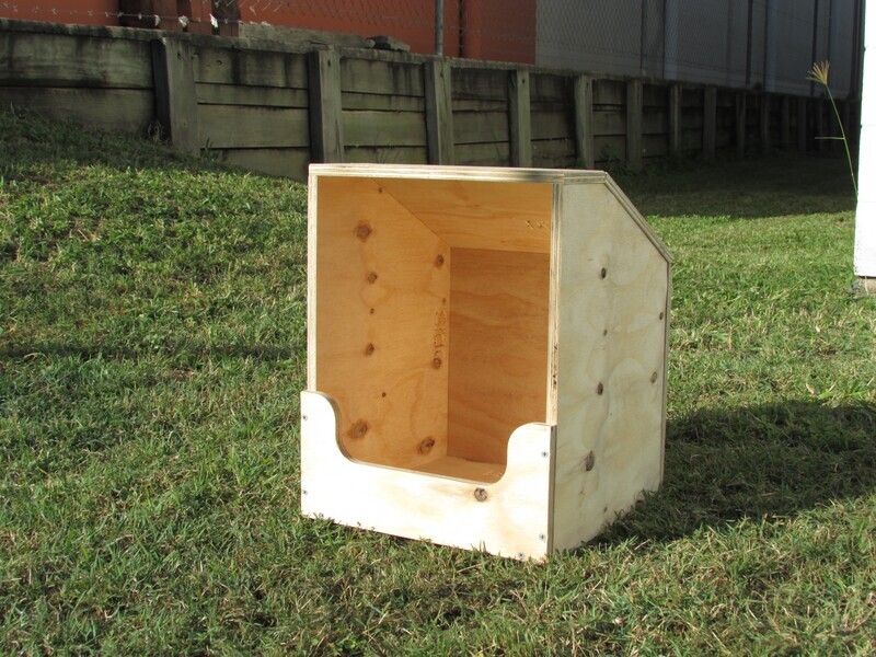 Nesting Box Chook - Single