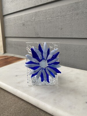 Artisan Tea Light Blue Daisy