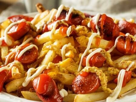 SALCHI PAPAS AL HORNO SALCHI PAPAS AL HORNO