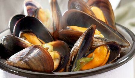MEJILLONES AL VAPOR (12 UNIDADES) MEJILLONES AL VAPOR (12 UNIDADES)