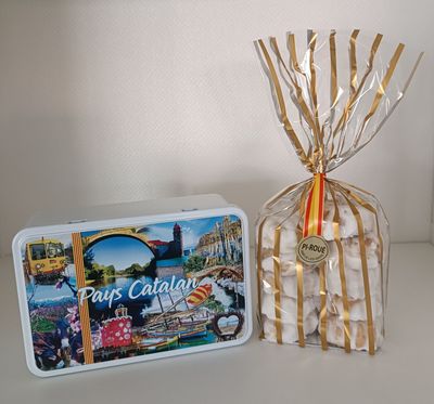 Coffret Boîte Pays Catalan 2 + Sachet 10 Rousquilles Pâtisserie Pi Roué Coffret Boîte Pays Catalan 2 + Sachet 10 Rousquilles Pâtisserie Pi Roué