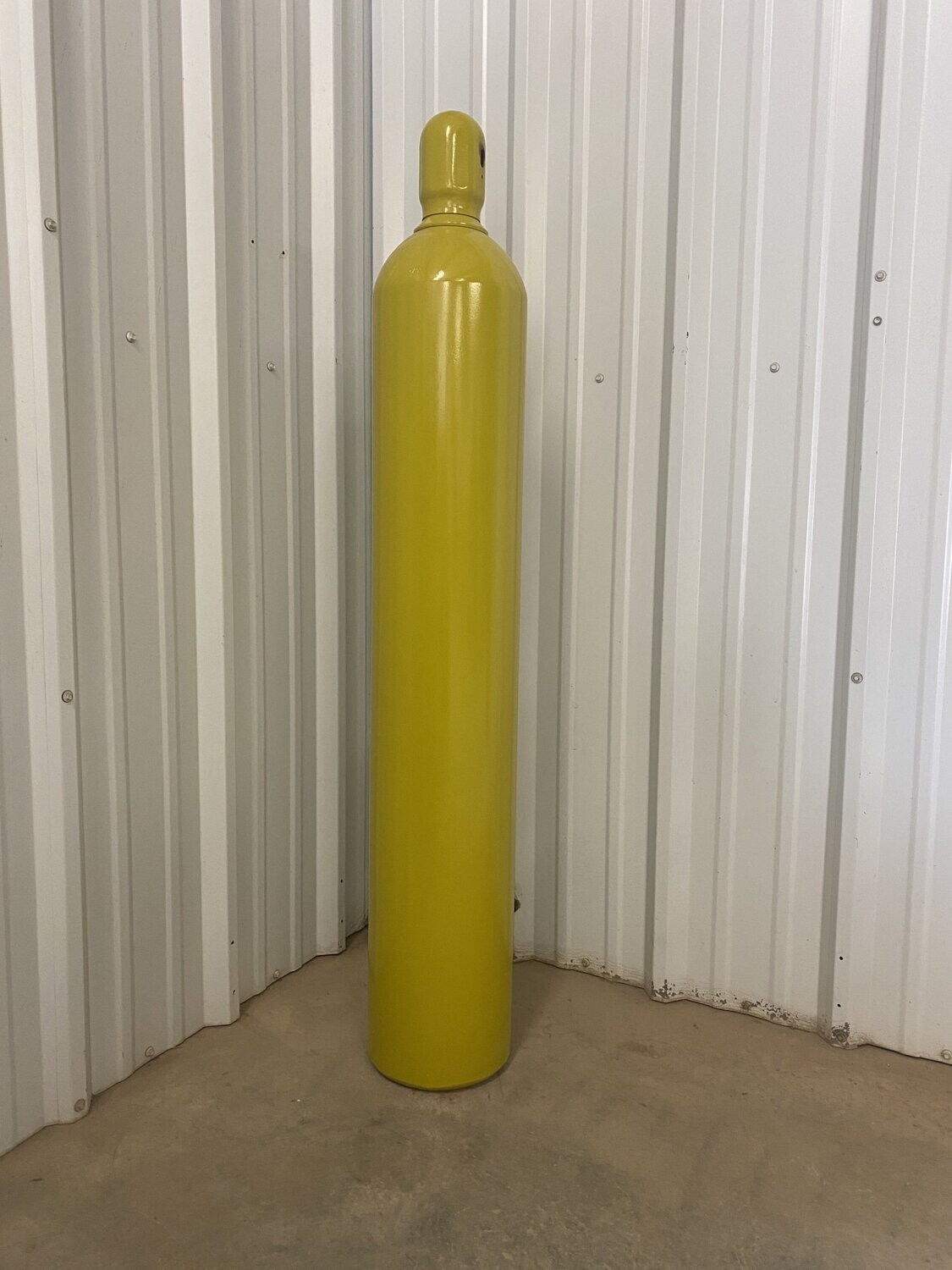 New 450 cubic ft. Cylinder 4500 psi.