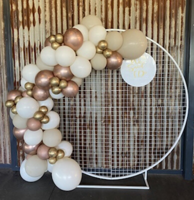 Standard -Garland + Mesh Hire by Glitz N Twists