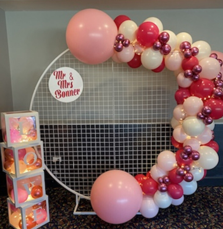 Long -Garland + Mesh Hire