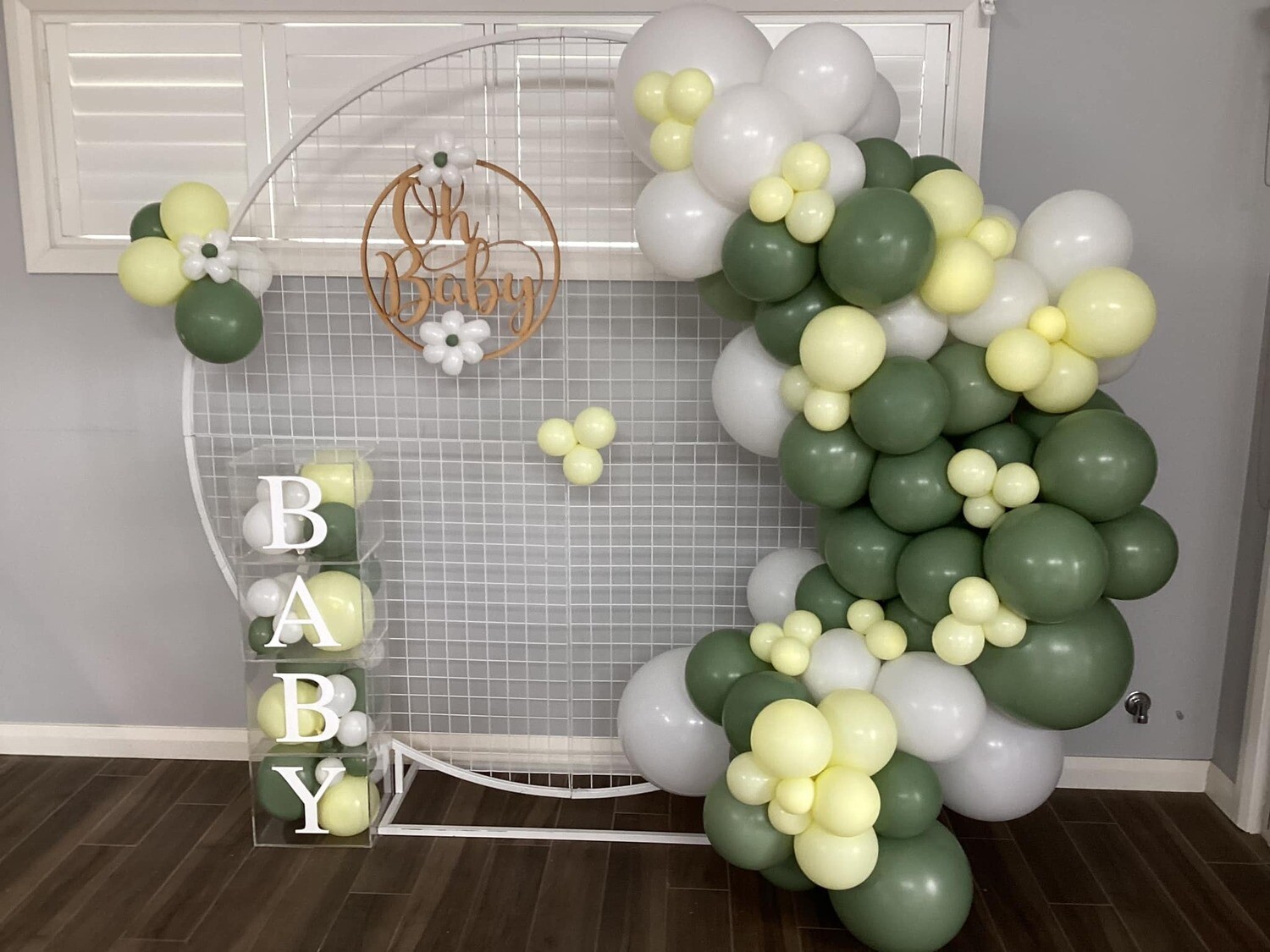 Thick Garland + Mesh Hire