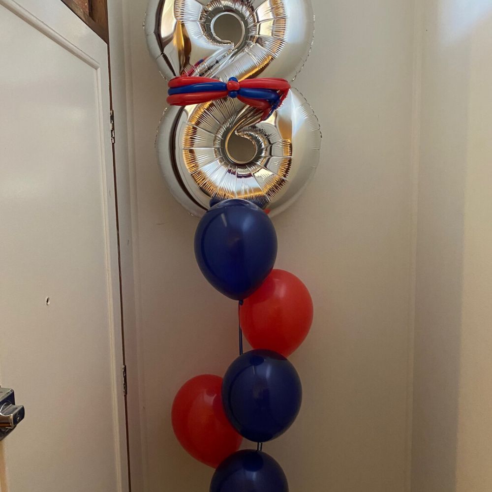 Single Number Balloon Bouquet – detail view 2 by Glitz N Twists