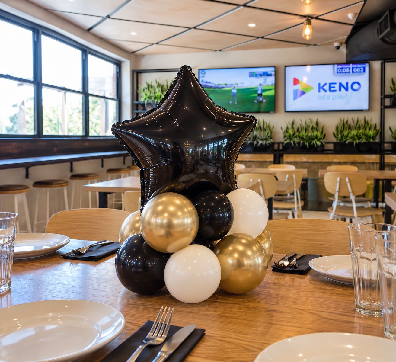 Star Balloon Centrepiece