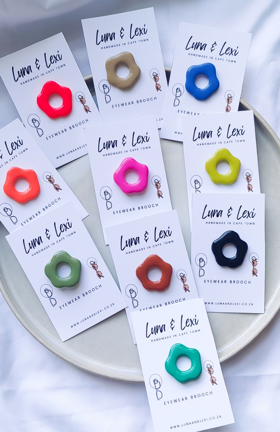 Eyewear Brooch/Pin