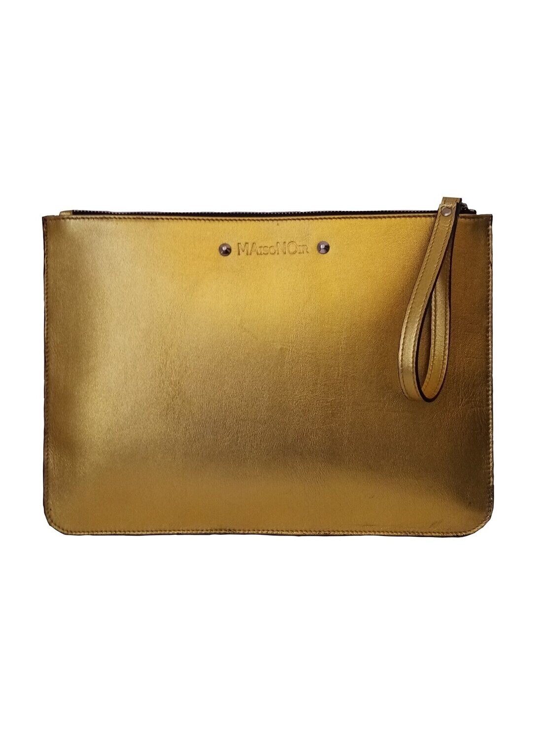 POCHETTE à LA MAIN O