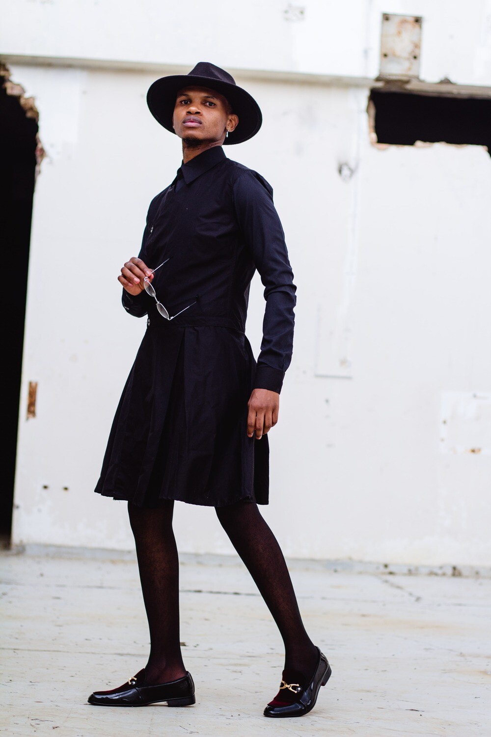 SUIDELELA: WAR DRESS