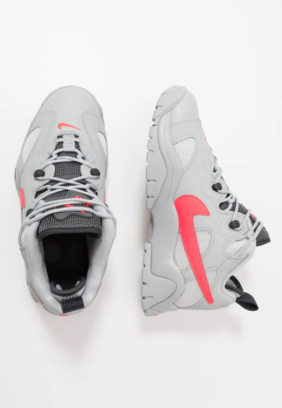 Nike Air Barrage Fog Grey/Laser Crimson