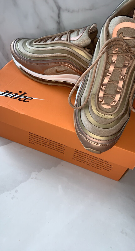 Women&#39;s Nike Air Max 97 Ultra 17 Se Metallic Red Bronze
