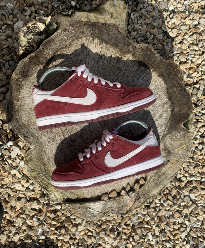 Nike Dunk Low Team Red
