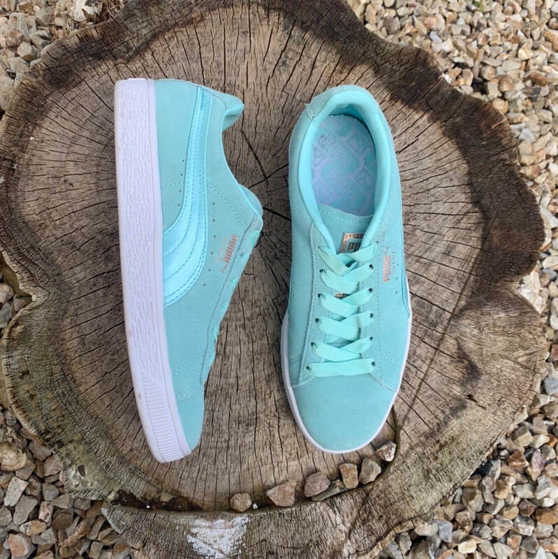 Island Paradise Premium Puma Suede