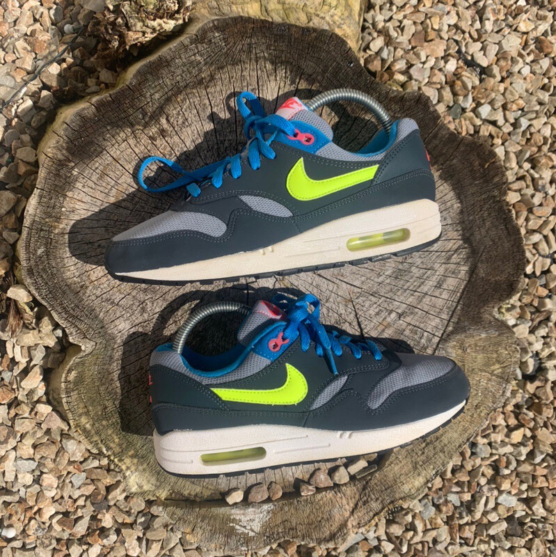 Retro Nike Air Max 1
