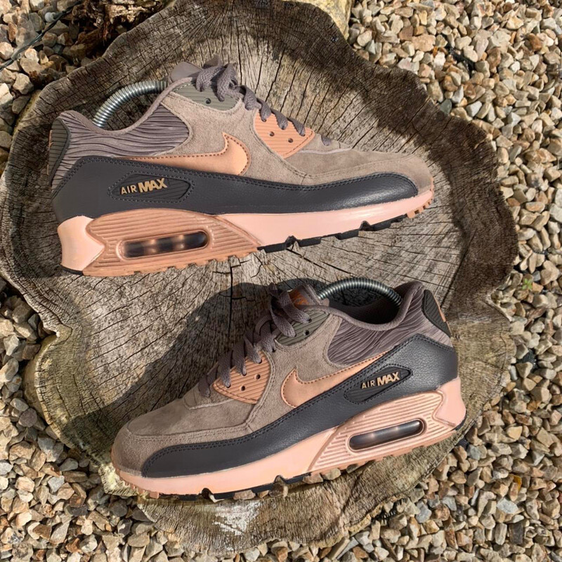 Custom Nike Air Max 90 Mocha