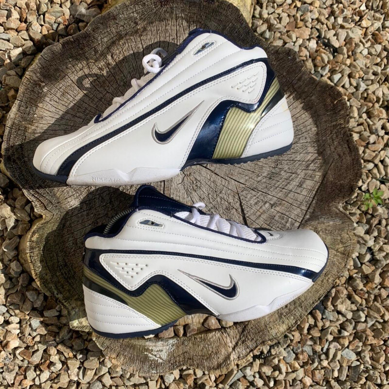 Vintage Nike Mids