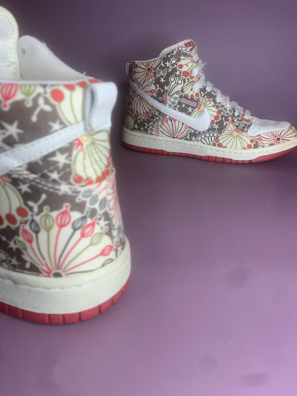 Nike Dunk x Liberty High - Retro