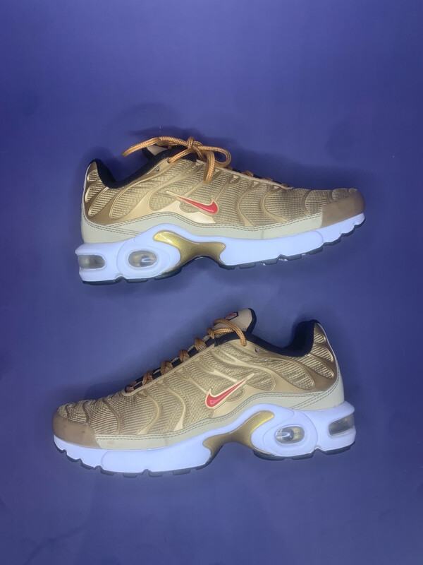 Nike Air Max Plus TN Metallic Gold