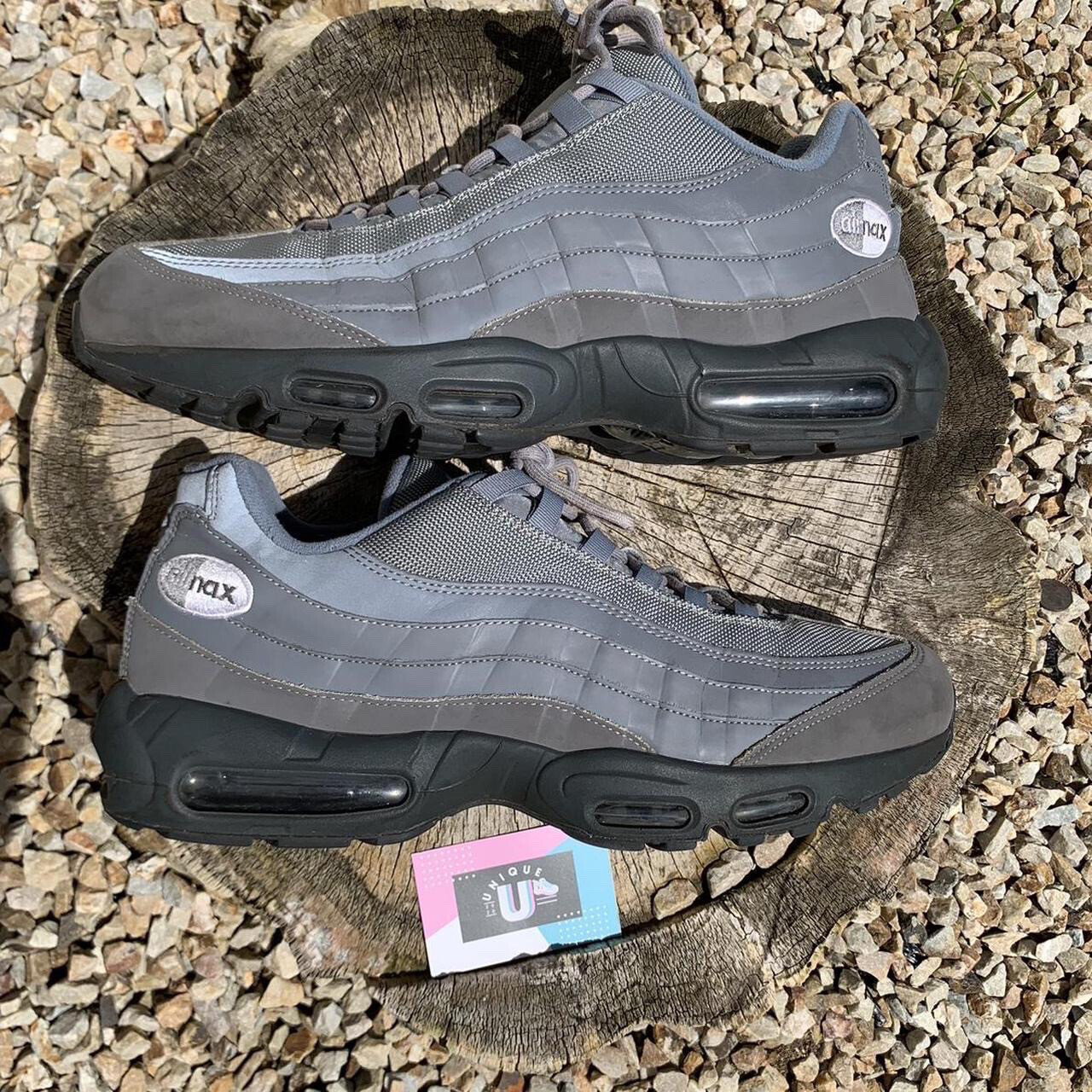 Nike Air Max 95 Grey Retro Logo