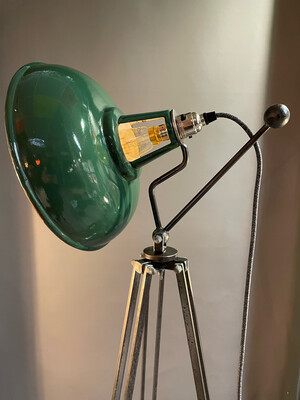 Tripod Lamp With Vintage Coolicon Enamel Shade