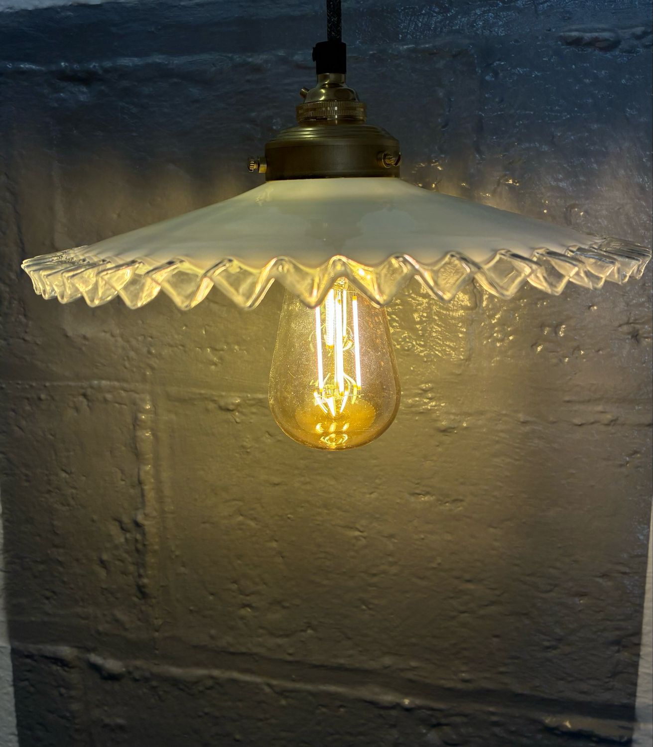Vintage French Glass Coolie Lamp