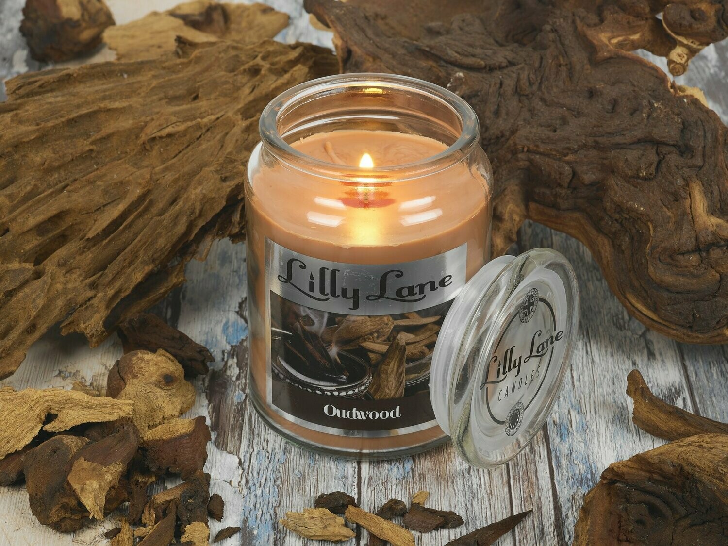 Lilly Lane Oudwood 18oz Jar Candle