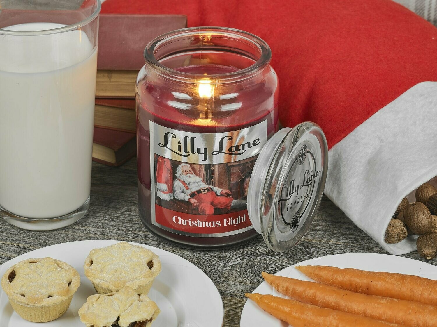 Lilly Lane Christmas Night 18oz Jar Candle Lilly Lane Christmas Night 18oz Jar Candle