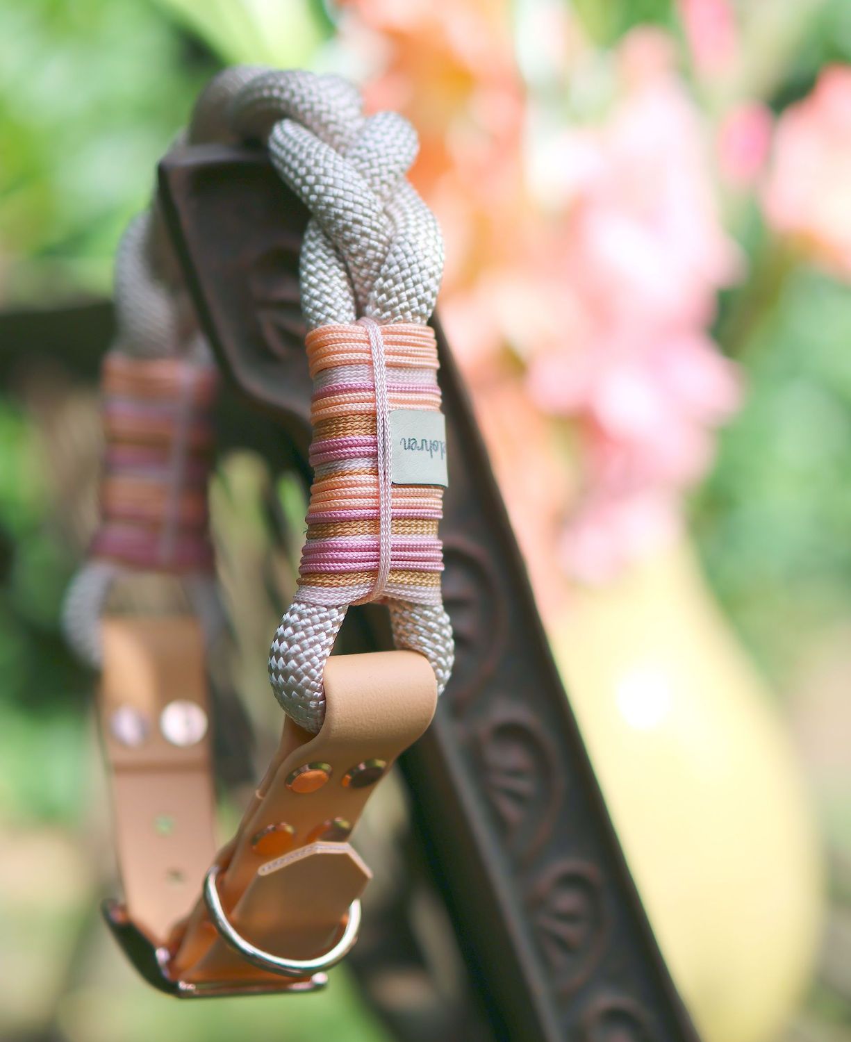 Halsband aus Tau Design Peach