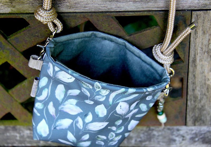 Futterbeutel Design Loki