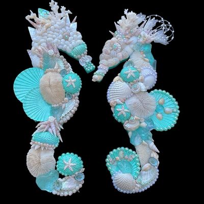 Ocean Green Seahorse Couple