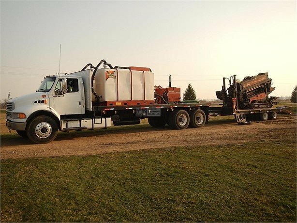 2012 DITCH WITCH JT3020 MACH 1