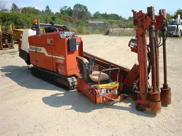 1998 DITCH WITCH JT920