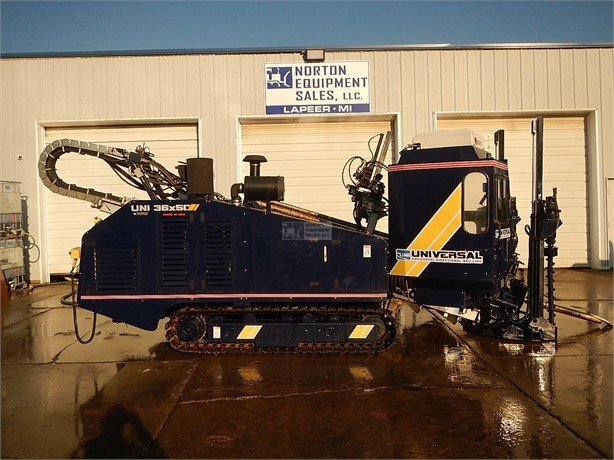 2017 UNIVERSAL UNI 36X50